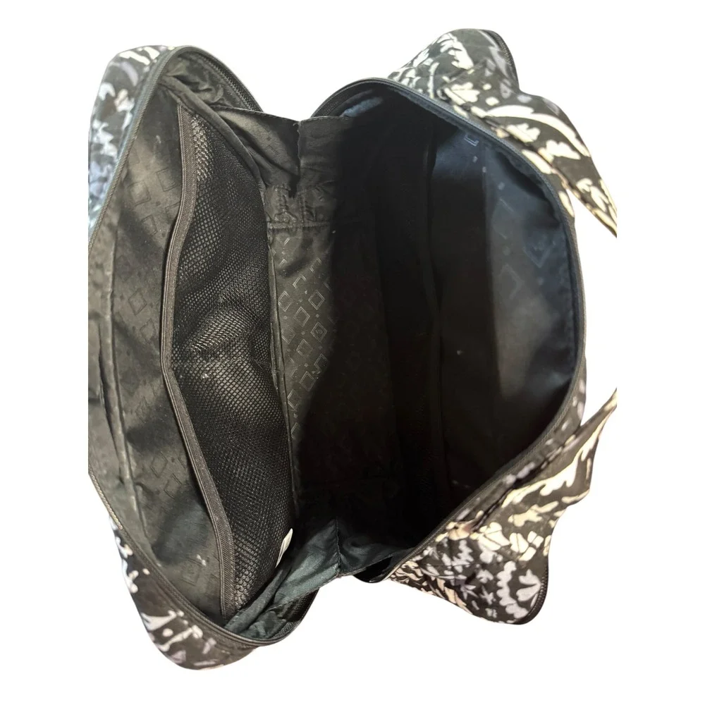 Vera Bradley Train Case Cosmetic‎ Makeup Bag Travel Organizer Black Paisley